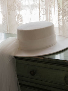 White Big Veil  Wedding Hat With Wool Vintage Boater Hat