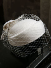 Load image into Gallery viewer, White Pearl Tulle Vintage Lace Half-Hat 1950S Hat