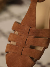 Load image into Gallery viewer, Women&#39;s Flats Sandals Piont Toe Hollow Belt Leather Vintage Shoes