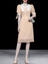 Load image into Gallery viewer, Pink Bow Collar Puff Sleeve 1960S Vintage Dress