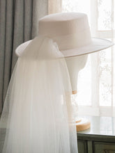 Load image into Gallery viewer, White Big Veil  Wedding Hat With Wool Vintage Boater Hat
