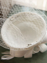 Load image into Gallery viewer, Big Bow Long Tulle Vintage Lace 1950S Hat