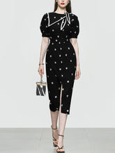 Load image into Gallery viewer, Black Embroiderd Flowers Puff Sleeve 1940S Split Vintage Dress
