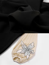 Load image into Gallery viewer, Black Lantern Sleeve Flower Decoration Sexy Mermaid Dress