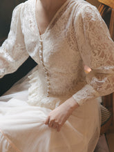 Load image into Gallery viewer, Mid Century Lace Pearl Top And Puffy Skirt Set