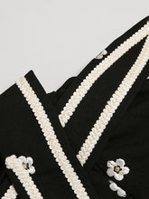 Load image into Gallery viewer, Black Embroiderd Flowers Puff Sleeve 1940S Split Vintage Dress