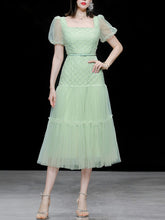 Load image into Gallery viewer, Green Vintage Style Square Neck Puff Sleeve Tulle Party Dress