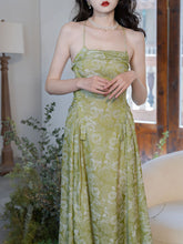 Load image into Gallery viewer, Green Rose Floral Spaghetti Strap 1950S Vintage Dress
