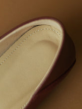Load image into Gallery viewer, Women&#39;s Flat Heel Pointed Toe Hollow Belt Leather Vintage Shoes