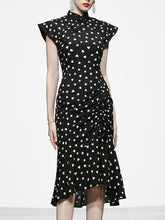 Load image into Gallery viewer, Black Polka Dots Butterfly Sleeve 1940S Vintage Dress