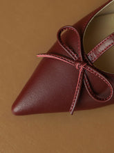 Load image into Gallery viewer, Women&#39;s Flat Heel Pointed Toe Hollow Belt Leather Vintage Shoes