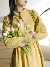 Load image into Gallery viewer, Yellow Scarf Collar Daisy Corduroy Vintage Dress