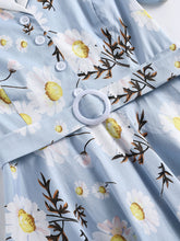 Load image into Gallery viewer, Baby Blue Daisy Turn-Down Collar 1950S Dress With Belt