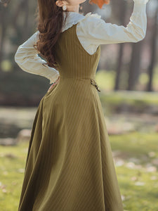 White Embroidered Doll Lapel And Mustard Green Vest Corset Suspender Dress Suit