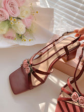 Load image into Gallery viewer, Women&#39;s Low Heel Sandals Square Toe Rose Leather Vintage Shoes