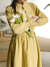 Load image into Gallery viewer, Yellow Scarf Collar Daisy Corduroy Vintage Dress