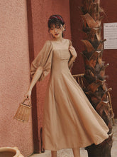 Load image into Gallery viewer, Retro Palace Puffed Sleeves Square Collar Linen Vintage Dress