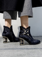 Load image into Gallery viewer, 7CM Luxury Pearls And Diamonds Chunky High Heel Bootie Vintage Shoes