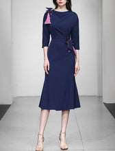 Load image into Gallery viewer, Navy Bowknot Collar Half Sleeve 1940S Bodycon Vintage Dress