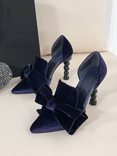 Load image into Gallery viewer, Big Bow Velvet Cylindrical Heel Pointed Toe Vinatge Shoes