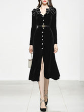 Load image into Gallery viewer, Black Bowknot V Neck Velvet Heart Button 1950S Vintage Dress