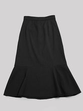 Load image into Gallery viewer, 2PS Crew Neck Long Sleeve White Lace Lotus Leaf Top And Black Fishtail Skirt Suit