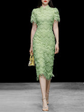 Load image into Gallery viewer, Green Heavy Lace Fabric Embroidered Tassel 1940S Vintage Dress