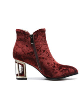 Load image into Gallery viewer, 7CM Luxury Pearls And Diamonds Chunky High Heel Bootie Vintage Shoes