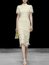 Load image into Gallery viewer, Green Heavy Lace Fabric Embroidered Tassel 1940S Vintage Dress
