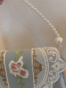 1950S Blue Embroidered Rose Vintage Pearl Handbag Satin Banquet Bag