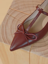 Load image into Gallery viewer, Women&#39;s Flat Heel Pointed Toe Hollow Belt Leather Vintage Shoes