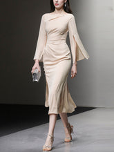 Load image into Gallery viewer, Apricot Slit Cape Sleeve 1940S Vintage Dress