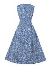 Load image into Gallery viewer, 1950s Floral Print With Pockets Design Vintage Dress