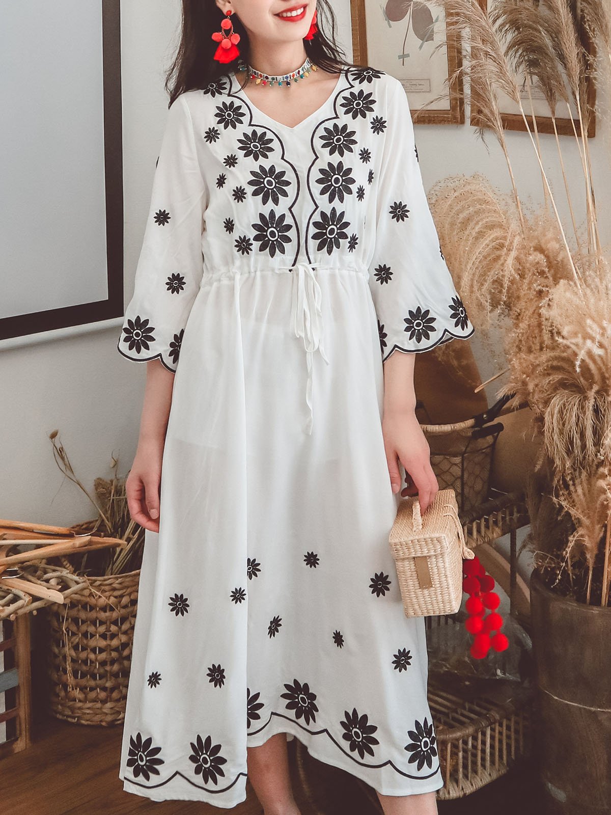 Jolly Vintage Women's Embroidered Floral 3/4 Sleeves V Neck Boho Dress, Red / XS Jolly Vintage Women's Embroidered Floral 3/4 Sleeves V Neck Boho Dress, Red / XS