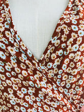 Load image into Gallery viewer, Women&#39;s Boho Dress Floral Printed Sexy V Neck Summer Maxi Dresses Sleeveless 