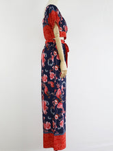 Load image into Gallery viewer, 2 Pieces Boho Outfits Cropped Floral Printed Beach Wear For Women